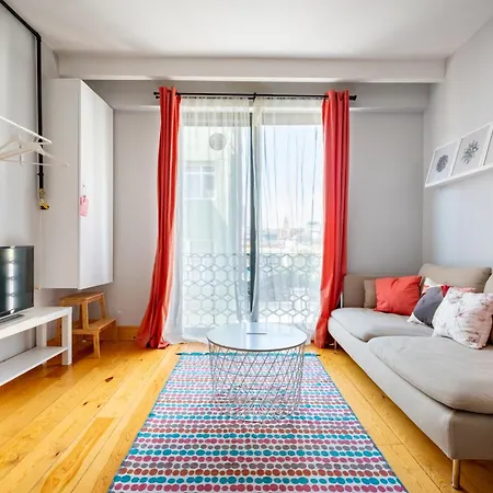 Stylish Triplex With Private Terrace - Elevator On Every Floor *