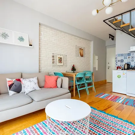 Stylish Triplex With Private Terrace - Elevator On Every Floor Apartmán *